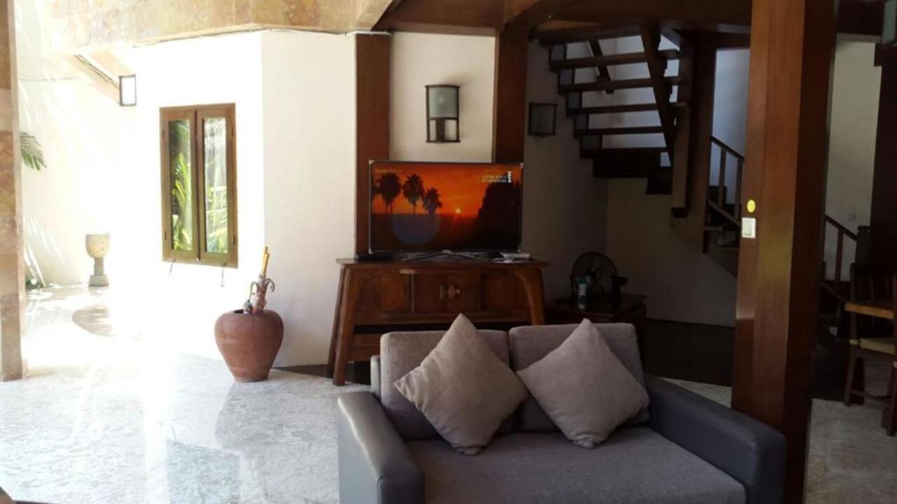 New Daria Villas Seminyak Exteriör bild